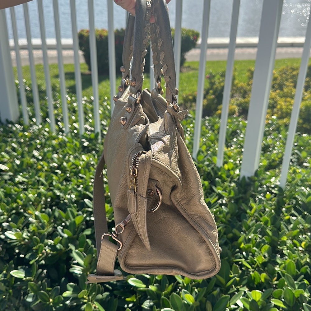 Authentic Balenciaga City Bag Beige Studded - Picture 3 of 15
